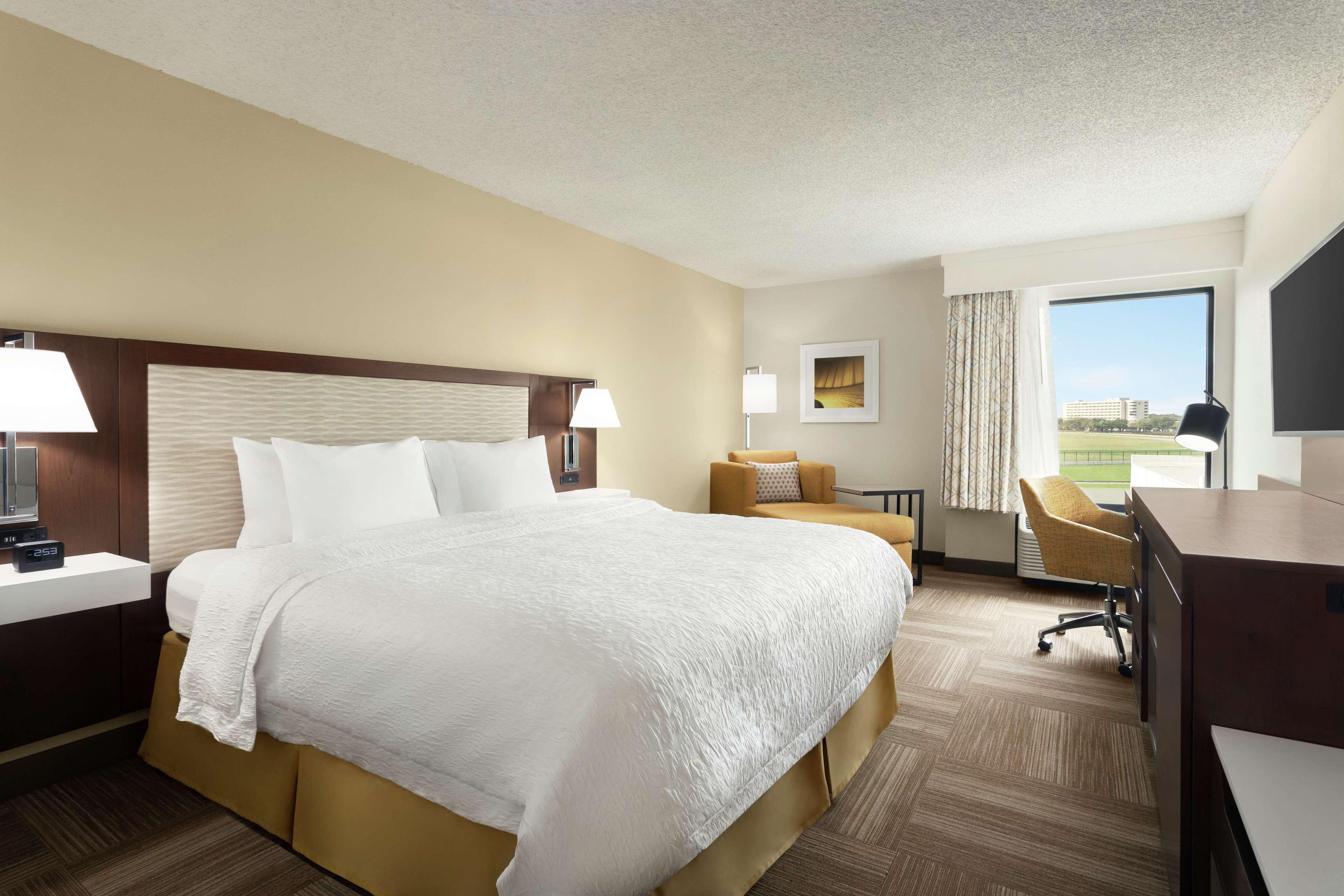 Otel Hampton Hobby Airport